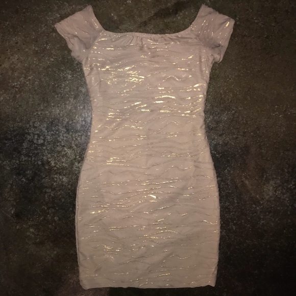 Off the shoulder Cocktail Dress - Picture 3 of 4